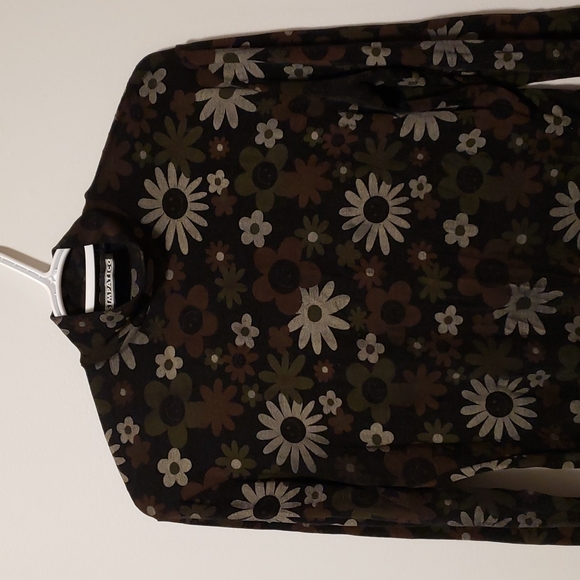 Shirt long sleeve / chandail manche longue - Picture 2 of 5